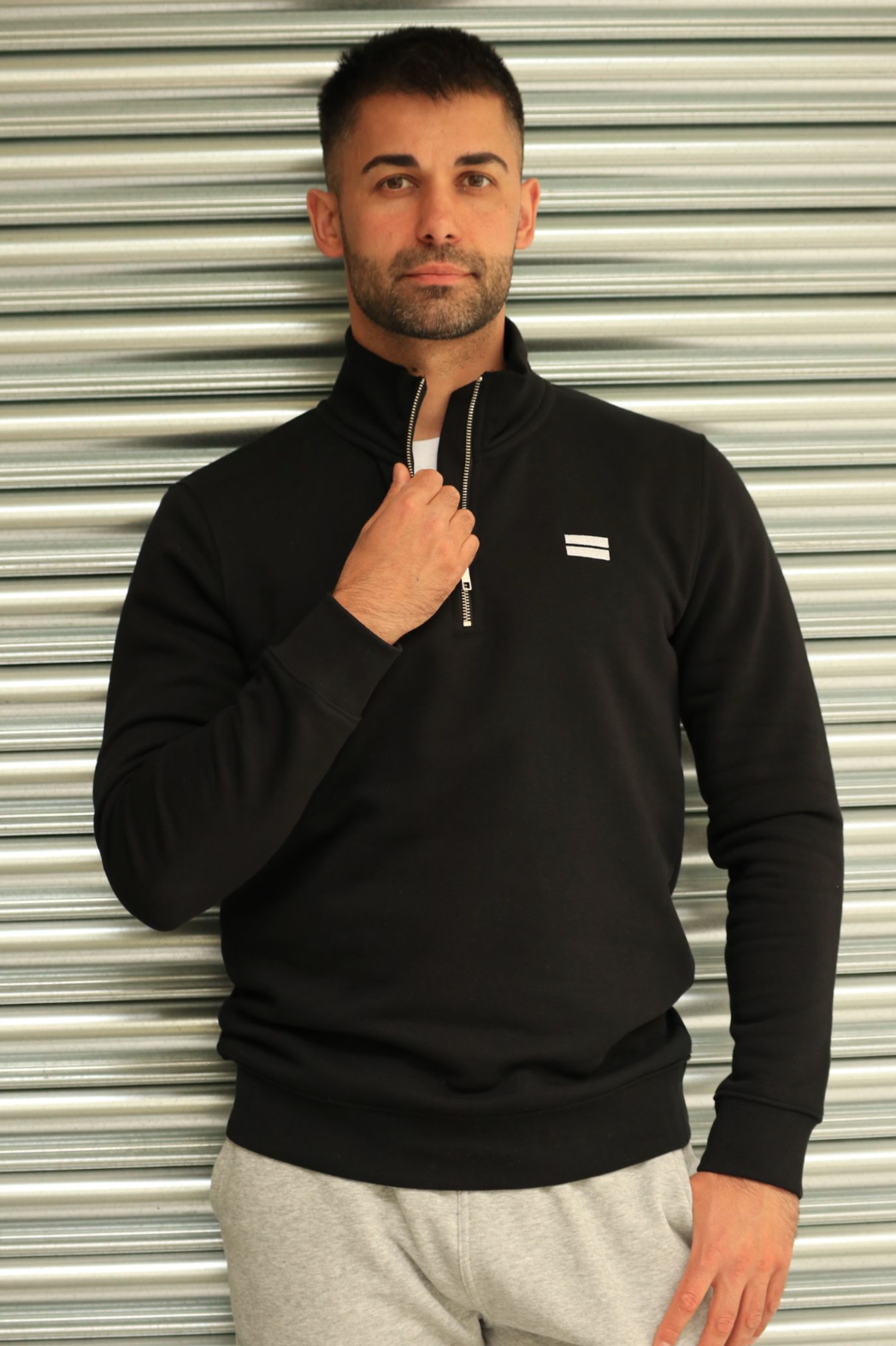 The Men's Harvard Half Zip - Black